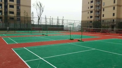 晶康公司*鋪裝塑膠跑道塑膠場(chǎng)地運(yùn)動(dòng)地板 *施工